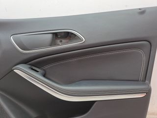 GUARNECIDO PUERTA DELANTERA DERECHA MERCEDES-BENZ CLA-KLASSE