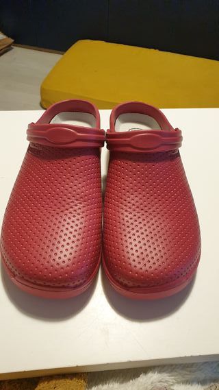 Zuecos Workteam Rojos Talla 42