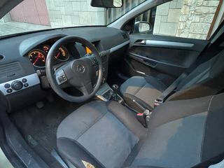 Opel Astra 2004