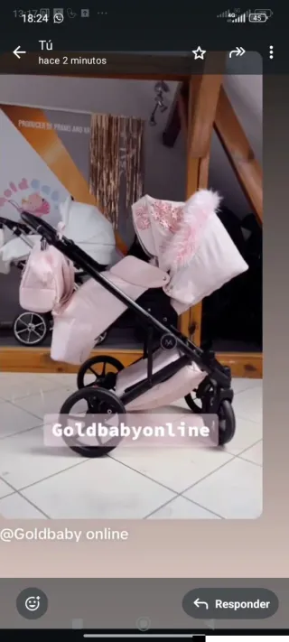 Carrito de bebé rosa