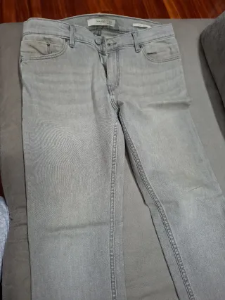 Pantalones vaqueros hombre MANGO