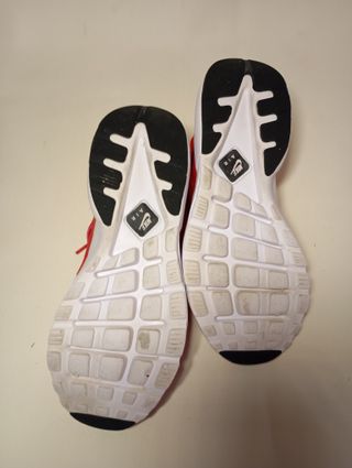 Nike Air Huarache Talla 42 Rojo