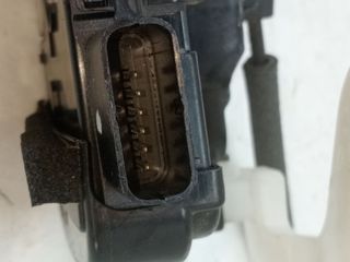 CERRADURA PUERTA DELANTERA DERECHA KIA SPORTAGE (2)