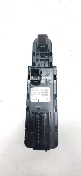 MANDO ELEVALUNAS DELANTERO IZQUIERDO OPEL CROSSLAND X (2)