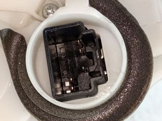 CERRADURA PUERTA TRASERA DERECHA MAZDA 6 LIM. (GH)