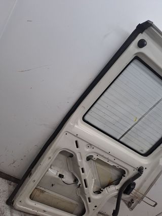 PORTON TRASERO IZQUIERDO VOLKSWAGEN T4 TRANSPORTER/FURGONETA