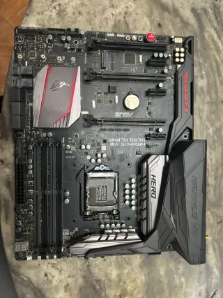 Scheda madre Asus ROG Maximus VIII Hero Alpha