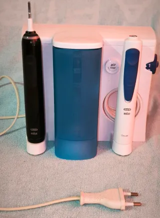 Irrigador Oral b-Braun + Soporte Cepillo Eléctrico