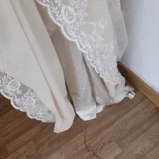 Vestido de Novia Beige con Encaje