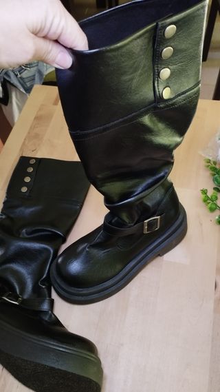 Botas altas negras talla 38
