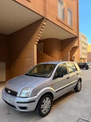 Ford Fusion 2004 CAMBIO DE NOMBRE INCLUIDO