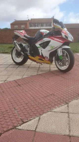 Suzuki GSXR 600R