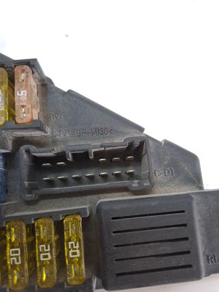 CAJA RELES / FUSIBLES BMW SERIE 5 BERLINA (E60) (2)