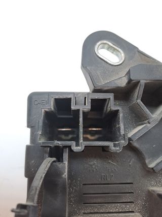 CAJA RELES / FUSIBLES BMW SERIE 5 BERLINA (E60) (2)