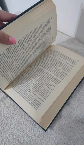 El hombre de los acantilados rojos