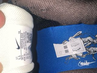 Nike Vomero RRNG Zapatillas Beige/Negro