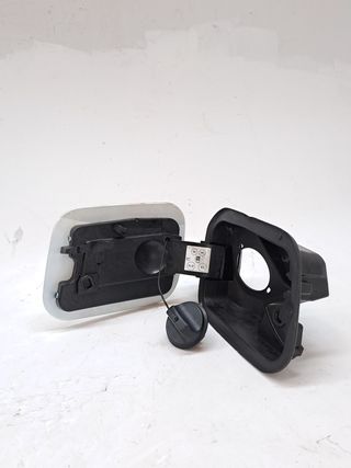 TAPA EXTERIOR COMBUSTIBLE RENAULT CAPTUR II