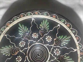 Plato decorativo pintado a mano 1970