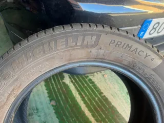 2 Ruedas Michelin 235/55R18 100V