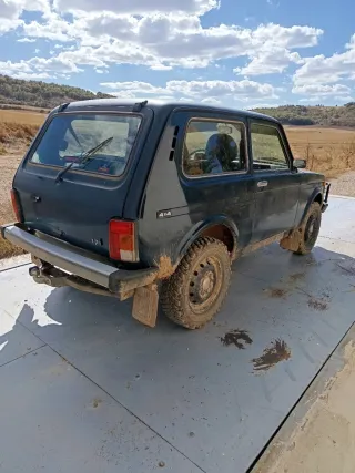 Lada Niva 2004