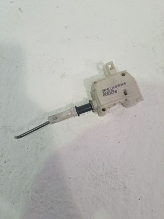 MOTOR CIERRE CENTRALIZADO DELANTERO DERECHO PORSCHE CAYENNE