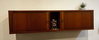 Mueble de pared de madera