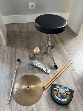 Taburete Batería Infantil, Baquetas y Pedal