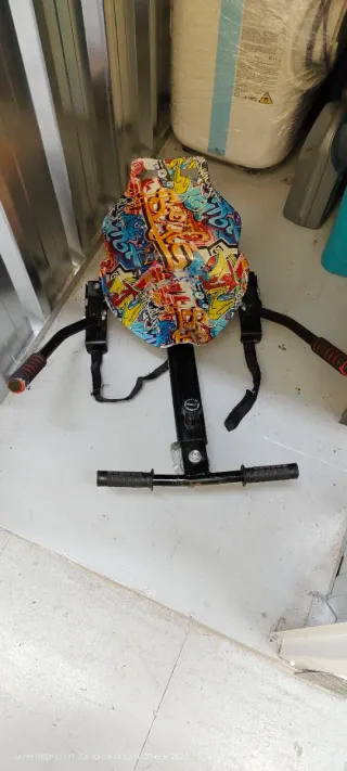 Monopatín y Bomberman