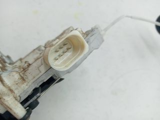 CERRADURA PUERTA TRASERA DERECHA AUDI A4 BERLINA (8E) (9)