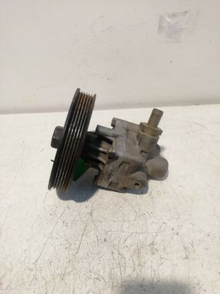 BOMBA SERVODIRECCION AUDI 100 AVANT (C4)