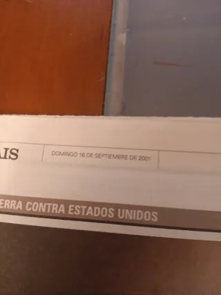 Lote histórico: periódicos El País 11-S 2001