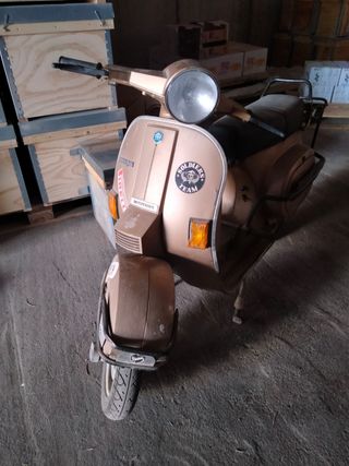 Vespa de los 80