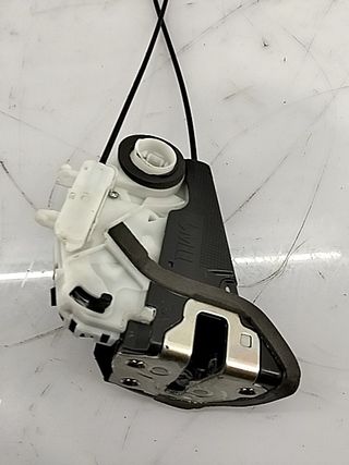 CERRADURA PUERTA TRASERA DERECHA TOYOTA YARIS (KSP9/SCP9/NLP