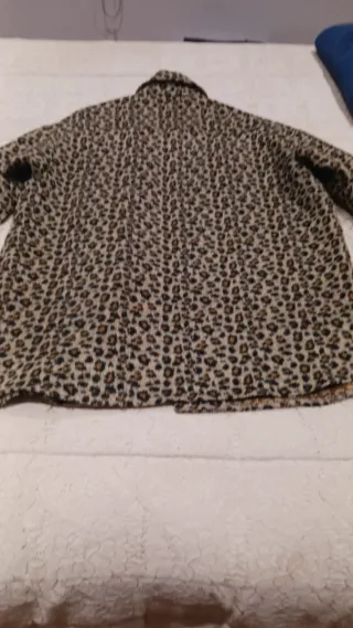 Chaqueta estampado leopardo