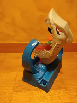 Pista Hot Wheels Tiburón Ataque Playa