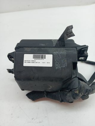 CAJA RELES / FUSIBLES OPEL COMBO D