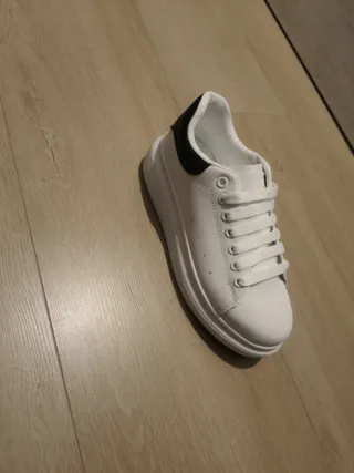 Zapatillas Aomalkun McQUAI Blancas y Negras