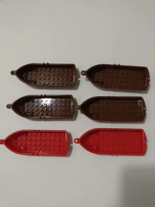 Lego barche marroni e rosse