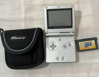 Nintendo Game Boy Advance SP + Super Mario 3