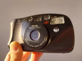 Minolta Riva Zoom Pico