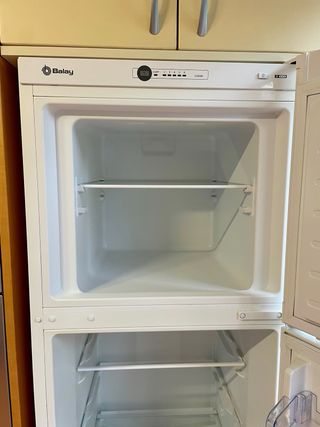 Frigorífico combi blanco Balay COMO NUEVO