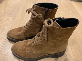 Botines marca Viguera en piel marrón