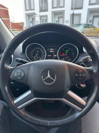 Mercedes-Benz ML 350CDI 2010