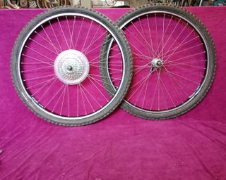 Ruote complete mozzi Shimano XT 735 cerch Ambrosio