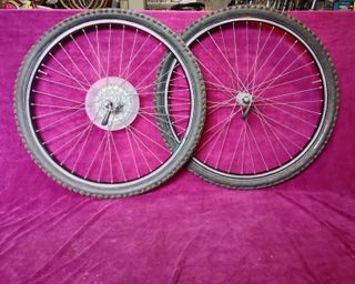 Ruote complete mozzi Shimano XT 735 cerch Ambrosio