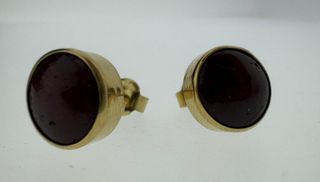 PENDIENTES DE ORO 18 QUILATES Y RUBÍ ESTRELLA