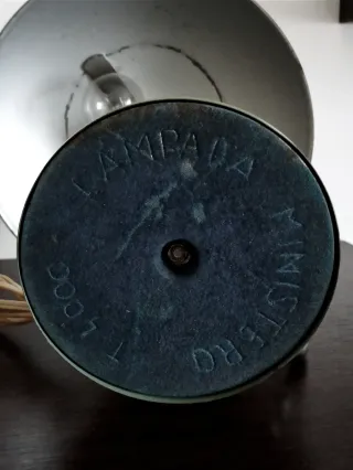 Lampada da tavolo MINISTERO T4000