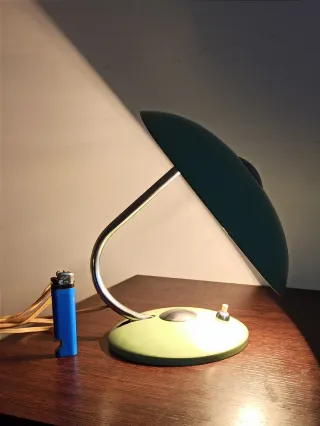 Lampada da tavolo MINISTERO T4000