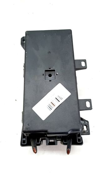 CAJA RELES / FUSIBLES KIA SORENTO
