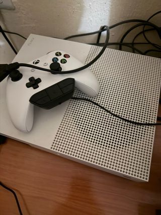 Xbox One S 1TB con caja